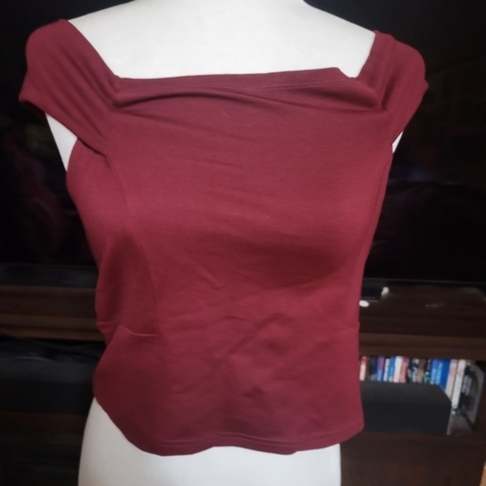 Walter Baker eve top size L burgundy off the shoulder top NWT
